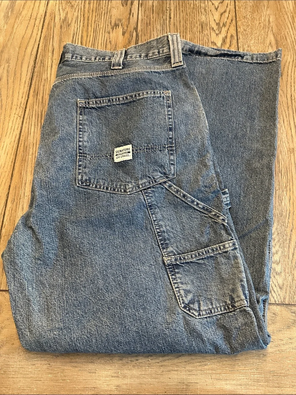 Signature by Levi Strauss Men's Carpenter Jeans Loose Fit Medium Wash W40 L32